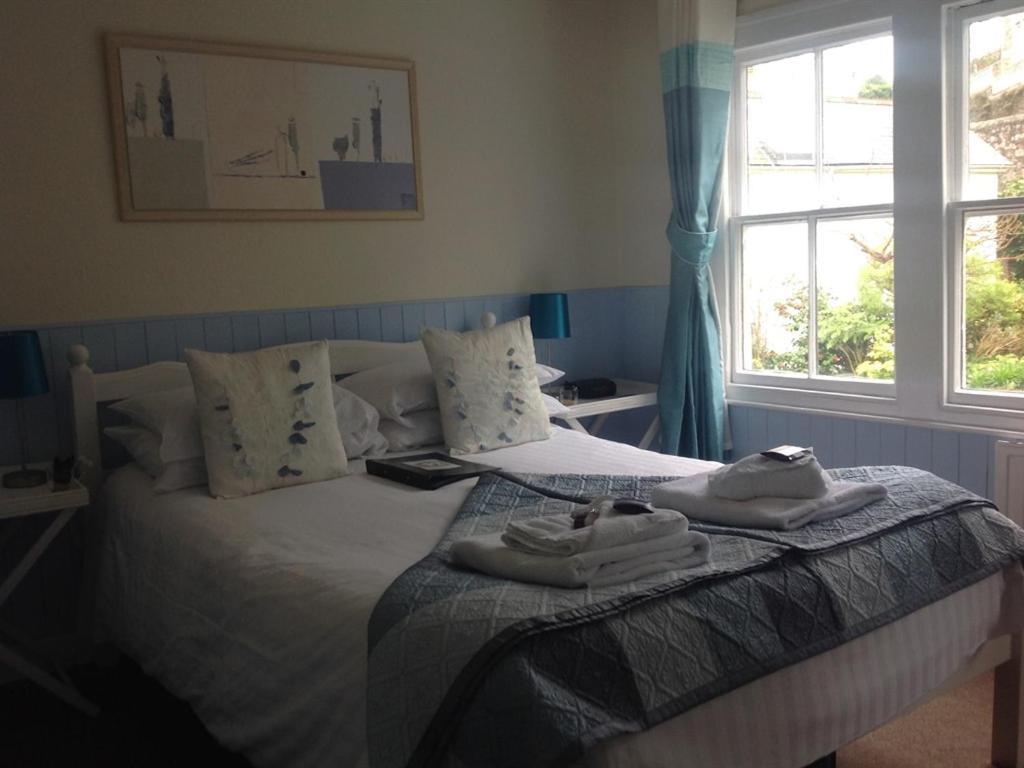 The Safe Harbour Hotel Fowey Room photo